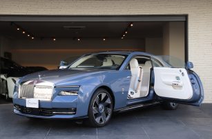 ロールスロイス スペクター