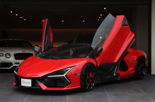 ランボルギーニ　レヴエルト